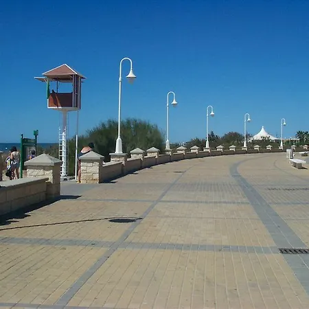 Apartamento Leo Islamar
