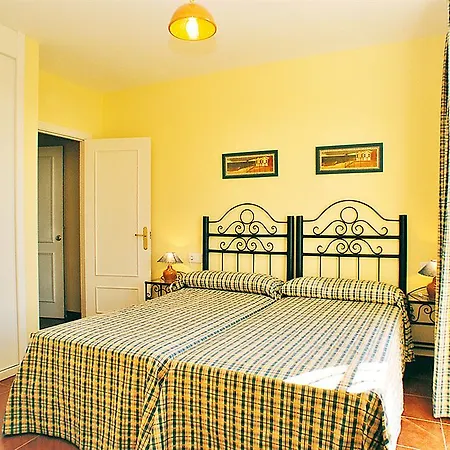 Apartamento Leo Islamar